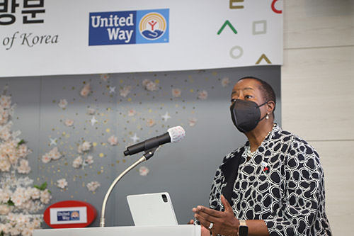 2022 UWW President and CEO(Angela F. Williams) visits CCK